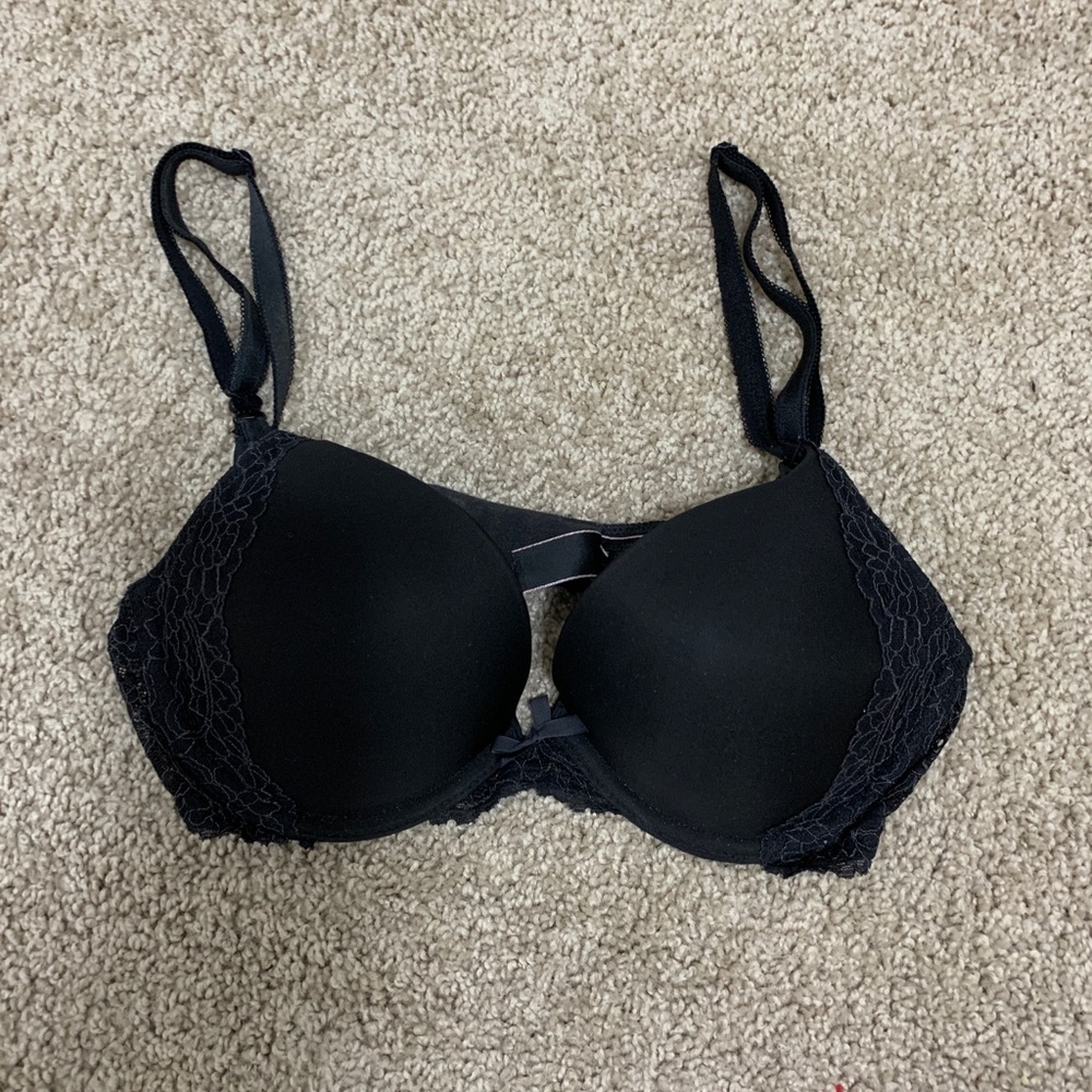 Victoria’s Secret Dream Angels Black Push Up 32C
